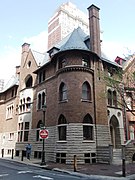 Clarence Bloomfield Moore House, 1321 Locust St., Philadelphia (1890). Eyre's Leidy House is next door (right).