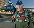 In memoriam „Chuck“ Yeager (* 13. Februar 1923; † 7. Dezember 2020), der als erster Mensch 1947 die Schallmauer im Horizontalflug durchbrach. (Bild: Yeager am 14. Oktober 2012 auf der Nellis Air Force Base) KW 03 (ab 17. Januar 2021)