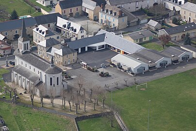 Eglise, Ecole et Mairie de Beuste