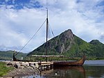 «Vargfotr» («Jomsborg») bygd i Polen ved Lofotr Vikingmuseum i 2006