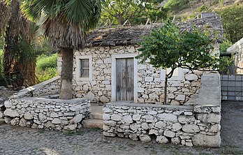 Maison de la rue Banana, dans la Cidade Velha (île de Santiago, Cap-Vert), site inscrit au patrimoine mondial. (définition réelle 3 837 × 2 448)