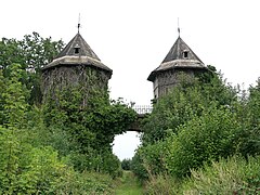 Château d'eau double du Château des Cailloux