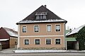 Walmdachhaus