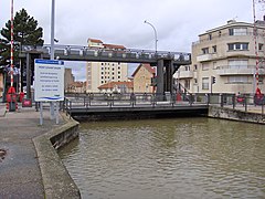 Pont levant Bazin et sa passerelle piétonne