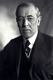 Photo portrait en noir et blanc du Président Wilson.