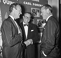 David Niven, Carl Foreman e il principe Bernhard in smoking nel 1961