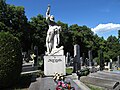 Socha letce na hrobu Františka Malkovského v Benešově