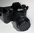 Pentax *istD DSLR photo camera body with FA 20-35/4 lens