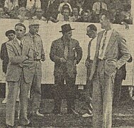 Gabriel Delaunay, Colonel de Fornel, Albert Cazenave, Charles Lagarde et M. Vandeville au Stade du Hameau le 9 octobre 1949