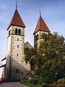 Romanički tornjevi Crkve sv. Petra i Pavla iz 15. st.
