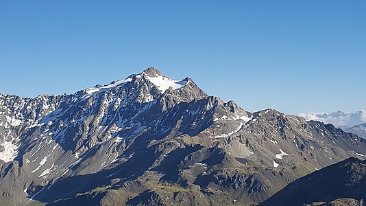 Der Piz d’Err, aufgenommen vom Piz Furnatsch