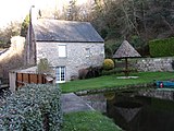 Le moulin à eau de Kerivarch a conservé sa roue.