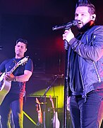 Dan + Shay (24, guest; 25)