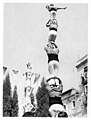 Primer pilar de 5 descarregat dels Castellers de Barcelona (1970)