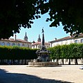 Place d'Alliance, une des trois place au patrimoine mondial à Nancy - fontaine commémorative de Barthélémy Guibal