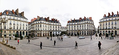 Vue panoramique de la place Graslin.