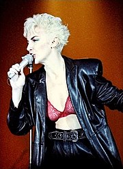 Annie Lennox, 1986