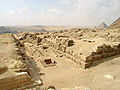 D Mastaba uf em Ostfriidhof vo dr Cheops-Pyramide