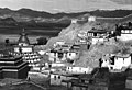 Kumbum Stupa (left) in Gyantse, 1938.