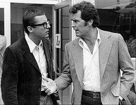 James Garner (rechts) als Jim Rockford (1977)