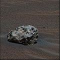 O meteorito Heat Shield Rock foi o primeiro meteorito identificado e analizado noutro planeta.