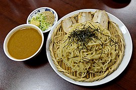 Zaru ramen