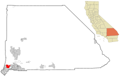 Lage von Rancho Cucamonga im San Bernardino County (links) und in Kalifornien (rechts)