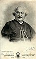 Photographie en noir et blanc du cardinal en tenue ecclésiastique, sur une carte postale.