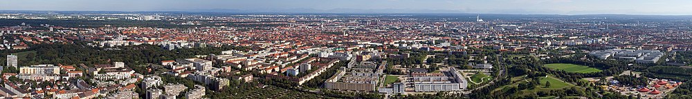 Panorama Monachium z wieży telewizyjnej Olympiaturm