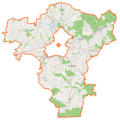 Mapa konturowa powiatu radomskiego, u góry po prawej znajduje się punkt z opisem „Suskowola”