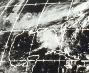 Foto da tempestade Becky obtida pelo ATS-3 em 21 de Julho de 1970.