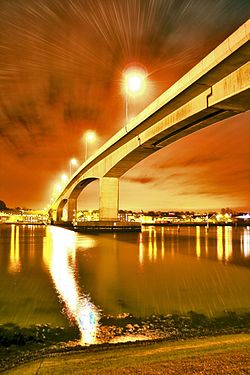 Picture of the Itchen Bridge