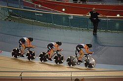 Dutch women's team pursuit team at the 2012 Summer Olympics (Ellen van Dijk, Amy Pieters e Vera Koedooder)