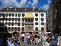 Phố cổ ( Altstadt ) với Goldenes Dachl