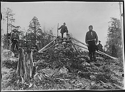 Treriksröset på Krokfjell. Foto taget av Ellisif Wessel omkring sekelskiftet 1900