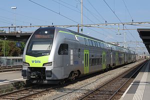 Vierteiliger Kiss als RABe 515 009 MUTZ der BLS in Thun