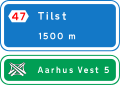 I13: Exit from motorway in 1500m [fn 33]