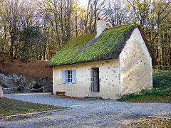 La maison de Jacques-Gabriel Bulliot lors des fouilles (reconstituée).