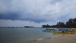 Pantai Burong Mandi