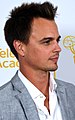 Darin Brooks interpreta Jason