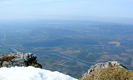 General view from the Cheminée (Vercors) of Vinay, l'Albenc, Chantesse and Poliénas with Isère at the top, and La Rivière below.