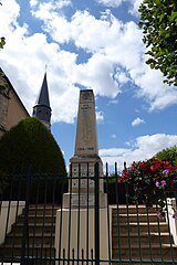 Le monument aux morts.