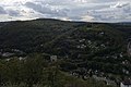 Blick vom Kaisertempel zum Berg Judenkopf (410 m ü. NN)