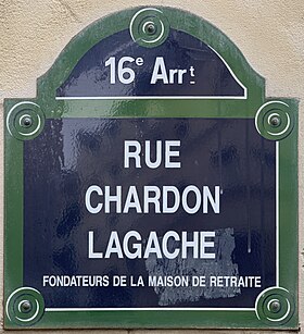 Voir la plaque.