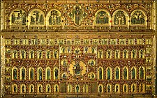 Pala d´Oro (zlatý byzantský oltář, bazilika San Marco, Benátky) V roce 1345 Paolo Veneziano namaloval dřevěnou desku Pala Feriale zakrývající zlatý oltář ve všední dny.