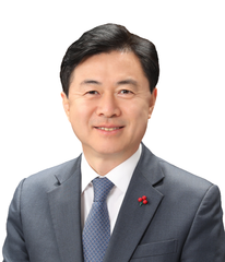Former Minister of Oceans and Fisheries Kim Young-choon