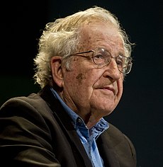 Noam Chomsky v roku 2015
