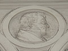 Bas-relief, la tête d'un homme de profil