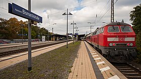 Ansicht vom Bahnsteig zwischen Gleis 3 und 4