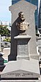 Tombe du sergent-major Boeltz (1843-1895) héros du siège de Phalsbourg (buste par Anatole Marquet de Vasselot).